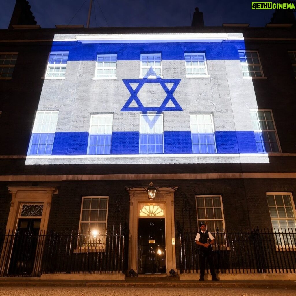 Rishi Sunak Instagram - We stand with 🇮🇱 10 Downing Street, Westminister, London, UK