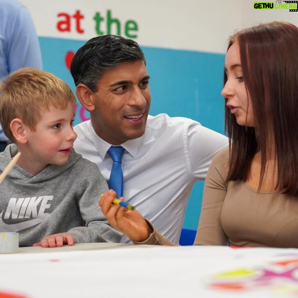 Rishi Sunak Instagram - Such a good start to the day. After announcing a new plan for towns in Manchester, we hopped over to Burnley to chat with families who’ll actually see the benefit of that announcement. We need to change our economic geography – away from cities. That work started today.