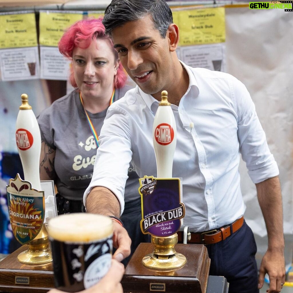 Rishi Sunak Instagram - Cheers! Now the UK is an independent nation, we're able to simplify the alcohol duty system. So that's exactly what I’ve done. This will protect the price of your pint at the pub and support British businesses. I was out at the Great British Beer Festival today to spread the good news 🇬🇧