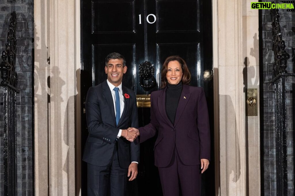 Rishi Sunak Instagram - Thank you for visiting, @VP. We will tackle the risks and embrace the opportunities of AI in the same way we have embraced common challenges throughout our history – together 🇬🇧🇺🇸