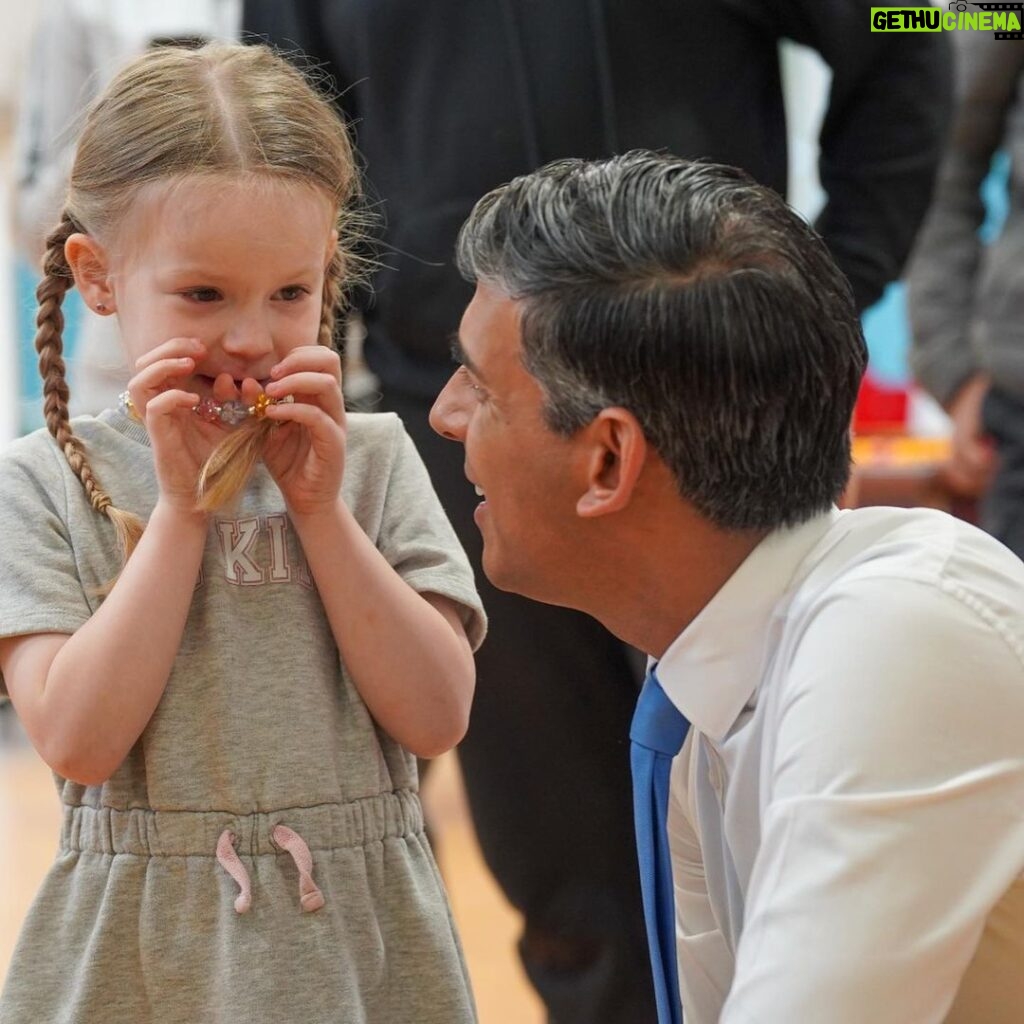 Rishi Sunak Instagram - Such a good start to the day. After announcing a new plan for towns in Manchester, we hopped over to Burnley to chat with families who’ll actually see the benefit of that announcement. We need to change our economic geography – away from cities. That work started today.