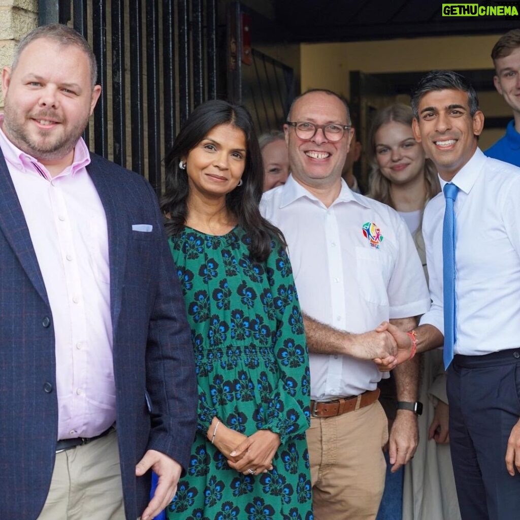 Rishi Sunak Instagram - Such a good start to the day. After announcing a new plan for towns in Manchester, we hopped over to Burnley to chat with families who’ll actually see the benefit of that announcement. We need to change our economic geography – away from cities. That work started today.