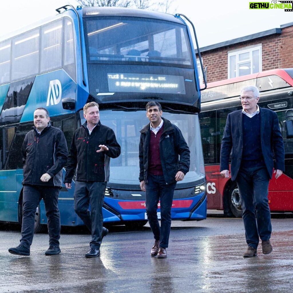 Rishi Sunak Instagram - I visited the Harrogate Bus Company today - a company which has played a vital role in connecting the local community since 1906. Buses provide a vital service to people up and down the country. That’s why we’ve extended the £2 bus fare cap to the end of the year - so we can continue to support you with the cost of living. Harrogate, North Yorkshire