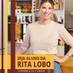 Rita Lobo Instagram - Vem ser meu aluno! A Escola Panelinha está com as matrículas abertas de três cursos desenvolvidos em parceria com o @senacsaopaulo: - Só Para Um: o guia pra transformar a alimentação de quem mora sozinho - Aprenda a Temperar: perfeito pra aprofundar o conhecimento no uso das ervas e hortaliças - Pê-efe Saudável: a fórmula descomplicada da Rita Lobo para resolver o seu dia a dia E, olha, não faltam motivos para você se inscrever. Os cursos contam com um conteúdo aprofundado e a minha didática pra mudar a sua relação com a alimentação. Totalmente online, eles têm videoaulas, receitas, exercícios e material de apoio com informações para iniciantes e quem já é fera na cozinhança. Não deixa pra depois! As inscrições só ficam abertas até segunda-feira. Acesse o site Panelinha pra ver todas as informações e fazer a sua inscrição! #RitaLobo #EscolaPanelinha #ComidaDeVerdade