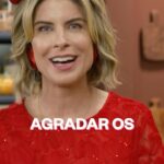 Rita Lobo Instagram - Vai ter arroz com passas, sim! 🍚🎄 E sem passas também, se você não gosta de agridoce! 😄 Rita Lobo vai ensinar diversos acompanhamentos para sua #CeiaDeNatal no episódio de hoje do Cozinha Prática Especial de Fim de Ano! Hoje, às 21h30, no @gnt! #CozinhaPráticaNoGNT