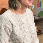 Rita Lobo Instagram - Falei com a @juliaduailibi no podcast #OAssunto sobre a nova cesta básica, que vai ficar mais saudável. A novidade é o veto aos produtos ultraprocessados, e inclusão de uma variedade maior de alimentos in natura e minimamente processados. No meu site, Panelinha.com.br, já tem uma página com ideias pra transformar os itens da nova cesta básica em receitas saborosas. Os links pra ouvir o podcast, e também pra ver as receitas, estão nos stories. #ReceitaPanelinha #RitaLobo #ComidaDeVerdade #ReceitaPratica