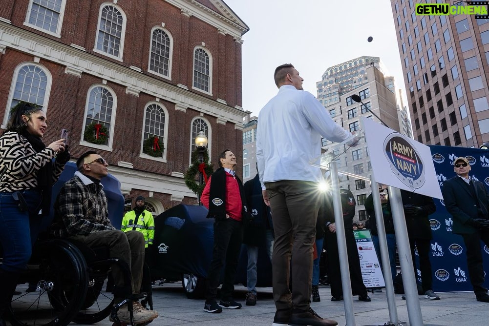 Rob Gronkowski Instagram - #ad Truly an honor to join @USAA for their NABC Recycled Rides program which refurbishes vehicles for those in need. This year, we gifted two vehicles to two deserving military families representing both Army and Navy - great to be back in Boston ahead of this year’s Army-Navy Game! Tune in on Saturday, 12/9 at 3pm EST. 🏈💪 #ArmyNavy