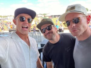 Rob McElhenney Instagram - We’re just three cool dudes looking for other cool dudes to hang with us in Kentucky. 💪 🥃 @bourbonandbeyond @thesunnypodcast