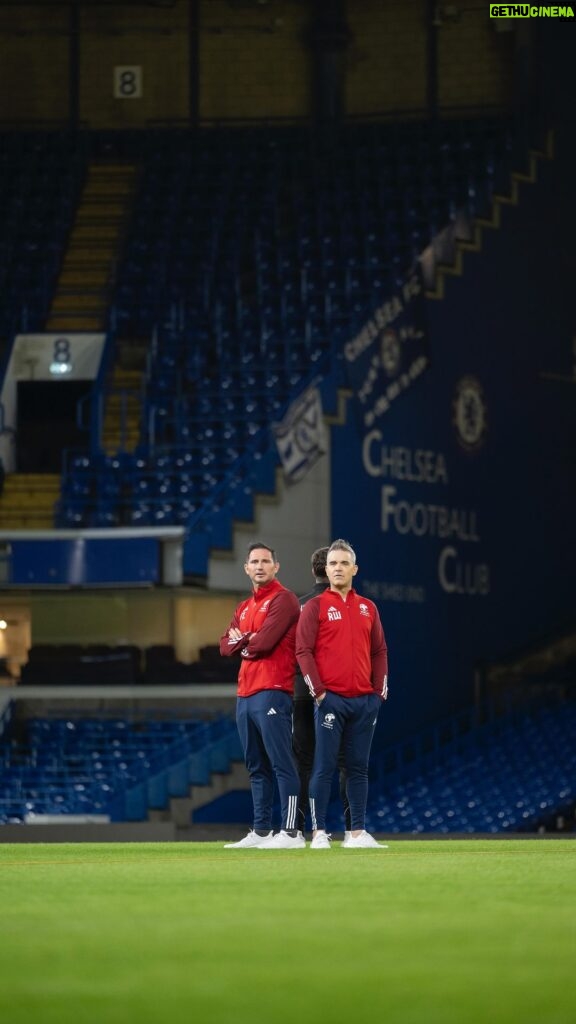 Robbie Williams Instagram - Frank Lampard ✅ Mauricio Pochettino ✅ Robbie Williams ✅ The football trio you never knew you needed ✨ #SoccerAid tickets available now ☝️ Chelsea Football Club, Stamford Bridge Stadium