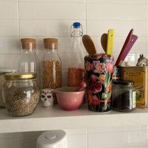 Robert Sheehan Instagram - Hello,
So here’s a little update on my zero waste mish.
It’s been about since August(ish), when I started getting my main shop at zero waste markets. 
At first it felt jarring and labour intensive, to have to bring bags and containers and fill them up at the shop, but now it feels habitual. Food shopping has become a more interesting experience, and my appetite to try new things has increased. 
Plus, it compels me to eat healthier, and eat healthier versions of unhealthy stuff. So that’s (little to) no single use plastic waste from my food shop.

At work shooting Umbrella, I avoid single use plastics by leaving my reusable cup (for tea / coffee) there, and some nice cutlery in a drawer (far more pleasant to than eating with a crappy plastic fork that snaps on a cold carrot).
So that’s no daily disposable cups / cutlery. I bring some bottles of dressingg
Production have kindly made sure we all eat lunch / breakfast from compostable or cardboard containers.

At home, I do the organic waste bin in the freezer technique (picture). Lemon peels, teabags and eggshells (eggshells are great for crushing up and putting straight in your plant pots). 
Gratefully, Toronto city do a curbside food waste collection service, so my scraps either become compost for more growing, or are fed into an anaerobic digester and harnessed for energy. That offsets the need for more oil and natural gas. Toronto’s aim in the future is to refine their process to the point where our food waste keeps us all warm.

If I get takeout - now this isn’t 100% of the time, sometimes I get deliveries - 
I bring my containers to the restaurant and they put the food in those. Again, at first it felt very alien and cumbersome to be lugging lunchboxes to my local restaurant in a bag, but from the familiar expression on the restauranteur’s face behind the counter, I realised I wasn’t the only one. Far from it. Lots of people are doing this to avoid half-a-bin’s worth of unnecessary single use plastic or styrofoam sitting in their bin after their dinner. 

You can also filter your Uber eats searches to show takeout restaurants that are committed to compostable / sustainable packaging (Continued in comments...)