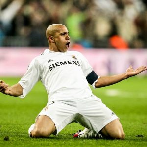 Roberto Carlos Instagram - 122 años del mejor club de la historia!
Felicidades, madridistas!
Hala Madrid!