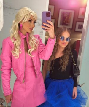 Roberto Justus Instagram - LIMITED EDITION 💞 Barbie & Ken in NYC 😂 tudo pela @lujustus (Seu presente de 30 anos!) hahaha quando a Lu me mandou msg pedindo pra irmos na festa dela de Barbie e Ken, eu obviamente amei, mas e como conseguir convencer o Roberto?! 😹 aqui estamosss! E aí aprovado?!