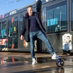 Robin van Persie Instagram - Honoured and excited to unveil my very own FUT ICON tram! Thanks to @easportsfifa for this cool gesture 🤩