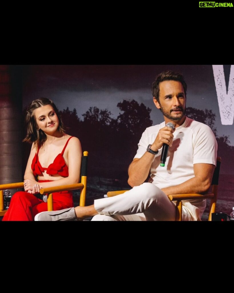 Rodrigo Santoro Instagram - Ontem foi dia de reencontrar os amigos e falar de #BomDiaVerônica. O grand finale estreia na @netflixbrasil agora no dia 14 de fevereiro. Te vejo em casa 📺