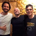 Rodrigo Santoro Instagram - Nesta quinta, 25 de janeiro, o longa-metragem de animação “Bizarros Peixes das Fossas Abissais” estreia nos cinemas brasileiros com ingressos promocionais. Além de ser um trabalho incrível de anos do talentosíssimo diretor @maraofilmes, o filme enaltece também o trabalho dos animadores e dubladores, profissionais que movimentam a indústria cinematográfica com dedicação e tenacidade. “Bizarros Peixes das Fossas Abissais” é uma surpreendente história cheia de mistério, humor e aventura. Pra mim foi uma alegria enorme fazer a voz da tartaruga ranzinza acompanhando tudo isso de perto, desde 2017, e ter a oportunidade de ver mais uma obra audiovisual genuinamente brasileira sendo lançada para o mundo. Espero que gostem!