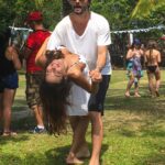 Rodrigo Santoro Instagram - A parte mais bonita da vida é caminhar e amadurecer contigo. A cada dia, me apaixono mais por quem você se torna. Feliz dia❤️