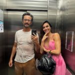 Rodrigo Santoro Instagram - A parte mais bonita da vida é caminhar e amadurecer contigo. A cada dia, me apaixono mais por quem você se torna. Feliz dia❤️