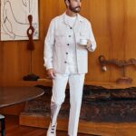 Rodrigo Santoro Instagram - Encerrando o ano com a tradição e elegância de @zegnaofficial #Publicidade