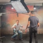 Rodrigo Santoro Instagram - Que alegria relembrar os tempos de #300 com Zack Snyder! Falamos também sobre novos projetos. O que será que #BomDiaVerônica tem em comum com #RebelMoon? Em breve, vocês vão saber😉 @netflix @netflixbrasil