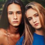 Rodrigo Santoro Instagram - Eu e Flavia nascemos em um 22 de agosto. Ela veio ao mundo no mesmo dia, 3 anos depois. Minha mãe diz que aconteceu assim. Eu já acho que ela quis economizar na festa de aniversário :) Mas é curioso celebrar nosso dia juntos. Não me lembro quando fizemos essa foto mas tem bastante tempo. Não me lembro também exatamente de todas as nossas festas de aniversário, como foram, mas desde que ela chegou, nunca mais celebrei sozinho. E, até hoje, comemoramos o nosso dia e a nossa parceria pela vida juntos - mesmo quando estamos longe um do outro. Feliz aniversário, te amo❤️