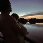 Rodrigo Santoro Instagram - Nem mil imagens traduziriam essa expedição na Amazônia. É preciso estar aqui pra ouvir os sons da natureza, compreender os seus caminhos e a sua forma de vida. Muitas raízes e histórias pra contar. Passar esses dias aprendendo em um dos nossos maiores patrimônios foi muito significativo.