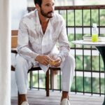 Rodrigo Santoro Instagram - Encerrando o ano com a tradição e elegância de @zegnaofficial #Publicidade