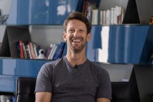 Romain Grosjean Instagram - 29th of November. 3 years anniversary for the Phoenix 
Happy to be able to smile every day and enjoy being alive. 
Let’s be sure to make the best of our time on earth 😍
#thephoenix #happytobealive