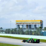 Romain Grosjean Instagram - Palms and @indycar , the perfect combination. 🌴 Homestead-Miami Speedway