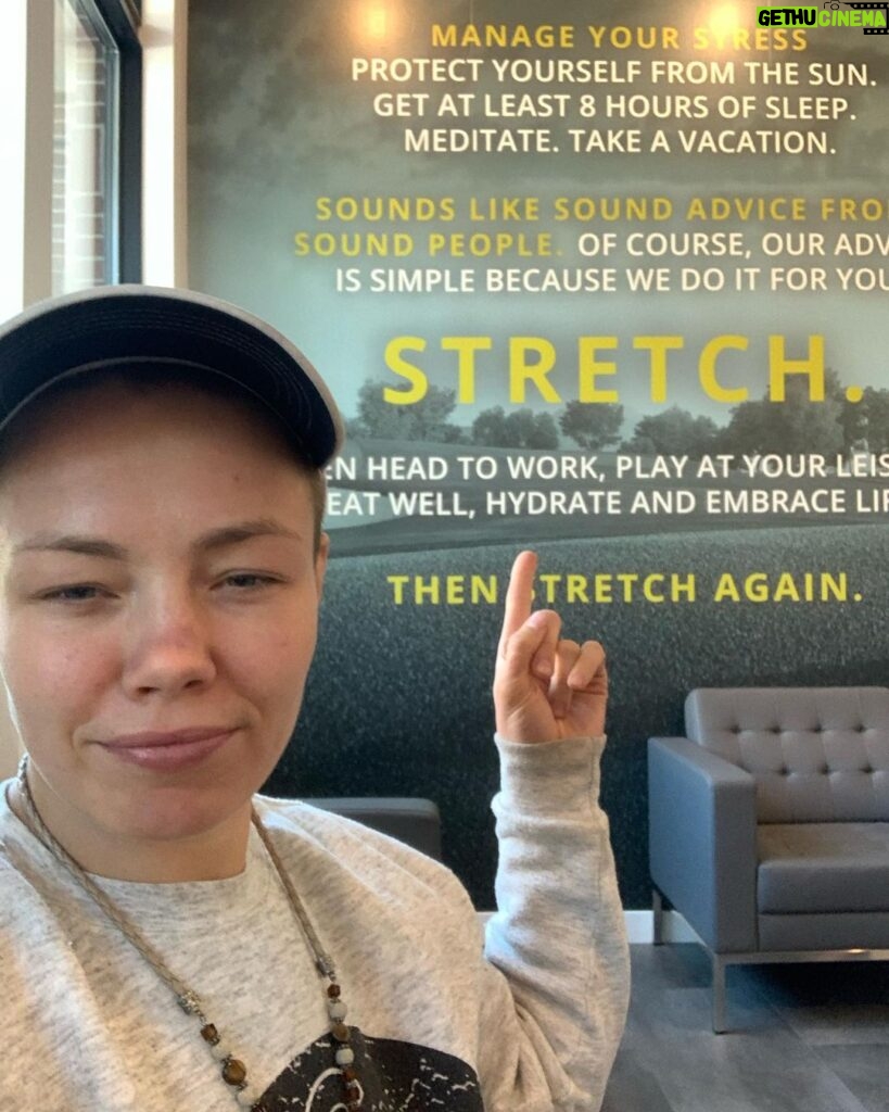 Rose Namajunas Instagram - It’s always good to execute self discipline and stretch yourself but then again @stretchzone_arvada is so convenient for me at this time in my life 😭#easiersaidthandone #justdotherightthing #justdothethings Stretch Zone Arvada-Five Parks