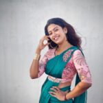 Roshini Haripriyan Instagram - serenity ♥️ Gorgeous outfit @aroaha_designstudio #cookwithcomali #cookwithcomali3 #roshni #roshniharipriyan Chennai, India
