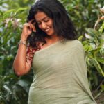 Roshini Haripriyan Instagram - Kaadhal Rathiye♥️ 📷 @aiisxhwar 👗 @mathugai_handlooms #roshniharipriyan Chennai, India