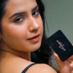 Roshni Walia Instagram - Pulsar Card ELITE – reshaping the smart card landscape ✨ 📍 Locate your wallet or belongings, 📲 Tap to share your contact, 🎶 Find items with music. 💳 Portable & sleek as a credit card. 🔋 Powered by an in-built 2 years long battery. 🖤 Crafted with durable & elegant tempered glass, also water-resistant. Elevate your lifestyle with Pulsar Card ELITE! 🚀 Learn more: pulsarcard.com . . . . #PulsarCards #PulsarCardELITE #SmartCard #BusinessCard #NFCBusinessCard #roshniwalia 🔚