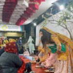 Roshni Walia Instagram - Happy GURUPURAB ❤️ . . . . #festival #langar #gurudwara #waheguru #roshniwalia #gurupurab #punjabi #sikh #wahegurumeharkare🙏 🔚