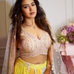 Roshni Walia Instagram - 💕 . . . Shot by - @sufidoo @themadinfluence Styled by:- @nehaadhvikmahajan 👗Outfit:- @neerusindia . . . #ganeshchaturthi #indian #traditional #lehenga ✨🔚 India