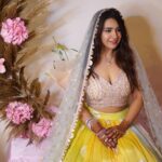 Roshni Walia Instagram - 💕 . . . Shot by - @sufidoo @themadinfluence Styled by:- @nehaadhvikmahajan 👗Outfit:- @neerusindia . . . #ganeshchaturthi #indian #traditional #lehenga ✨🔚 India