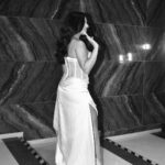 Roshni Walia Instagram - If anything I’m everything ✨ . . . Styled by - @rivashion 1st picture - @zoominmomentsbyhardik Rest pictures - @mahadevallegunti . . . #roshniwalia #aesthetic #explore #paparazzi 🔚