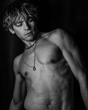 Ross Lynch Thumbnail - 2.3 Million Likes - Top Liked Instagram Posts and Photos