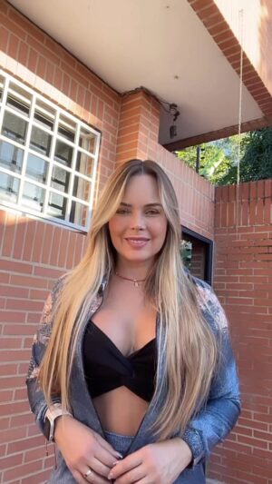 Roxana Díaz Instagram - Tecnología y calidad para mi hogar....
En @somosjab conseguí la tubería perfecta para pasar los puntos de agua, tubería @donsenppr .... pioneros en Venezuela con tecnología PPR (PoliPropileno Random)
.
"Porque verde es cualquiera pero Donsen es una sola"
.
#tuberia #tuberiadeagua #polifusion #calidad #dönsen