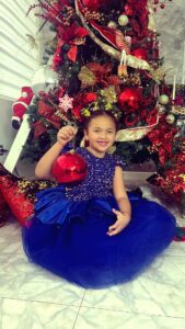 Roxana Díaz Instagram - Este año fue un año de trabajo y logros... Aquí les dejo mi #recap2023 un poco de lo que fue mi año....doy gracias a Dios, a la vida y a ustedes que siempre me han apoyado en lo que decido hacer... Gracias 2023 por todo las metas alcanzadas ✨✨✨✨✨✨✨✨✨✨ . Gracias Dios por mantenernos sanos.... Feliz año 2023 a todos ustedes mi gatos queridos....