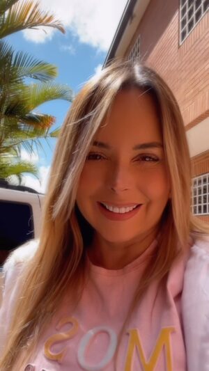 Roxana Díaz Instagram - Quiero recomendar a @laclinicadelsoldador2027  para cualquier trabajo que necesiten en soldaduras....
Hierro, Aluminio, acero.... lo que quieran!
Yo estoy complacida con el trabajo que me hicieron en casa!
Recomendados....
.
#soldador #laclinicadelsoldador2027