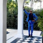 RuPaul Instagram - On my way to snatch a trophy. #HustleThatCat