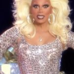 RuPaul Instagram - HOLI-SLAY Finale…. Merry Chirstmas ho ho hoes!