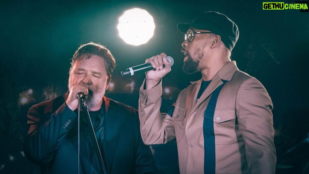 Russell Crowe Instagram - On stage last night with The RZA from Wu Tang Clan. Another sold out show tonight at The Bridge Hotel in Sydney. The next Sydney show you can get tickets for is The Manning Bar June 10. Next week Melbourne. Sold out at The Cherry Bar but tickets still available for The Espy May 25.