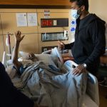 Russell Wilson Instagram - The Power of Prayer & Belief! Keep Fighting! 🧡💙 @WhyNotYouFdn @CenturaHealth