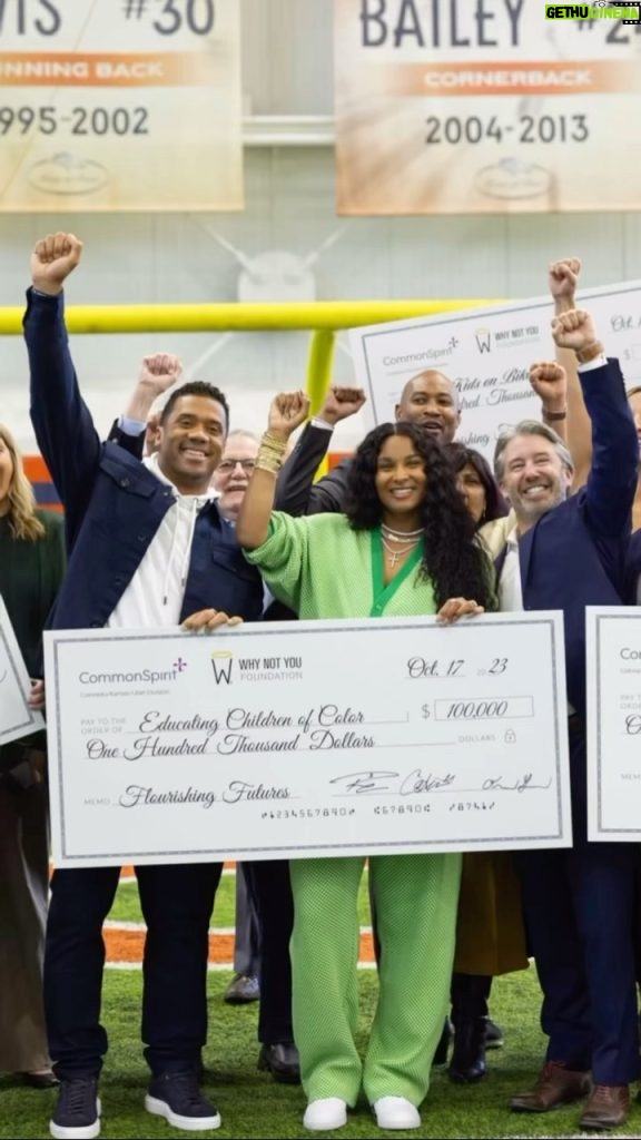 Russell Wilson Instagram - We are forever grateful for the opportunity to impact our youth! $1 Million donated to our Denver, Colorado Community with our @whynotyoufdn & @commonspirithealth! Today, we celebrated 10 deserving organizations which will each receive $100,000 to support their remarkable work in health equity, education, food security, social justice, and support for children and youth. We at our @whynotyoufdn are grateful for our partnership to help make real change in Colorado! 🏔️🙏🏾🙌🏾