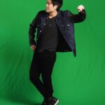 Ryan Higa Instagram - We could’ve easily just found a wall Somewhere to lean on... but outside is ew.