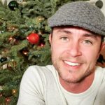 Ryan Kelley Instagram - Happy new year everyone! 2020's starting off with me too lazy to take down my tree! #2020 #happynewyear