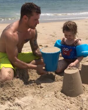 Ryan Phillippe Instagram - we out here sand castlin