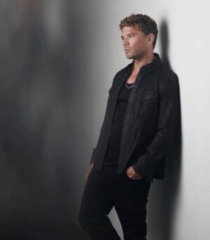 Ryan Phillippe Instagram - Thx @gio_journal and the crew behind the shoot, including:
@johnrussophoto 
@warrenalfiebaker 
@stephaniehobgoodhair 
@imprintpr