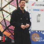 Ryan Seacrest Instagram – Having a ball as we get ready to drop it 🪩  Don’t miss the party on New Year’s Eve at 8/7c on @abcnetwork! #RockinEve Times Square, New York City